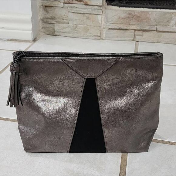 Stella & Dot Silver Metallic Black Clutch‎ 6.5 x 10 - Picture 7 of 9